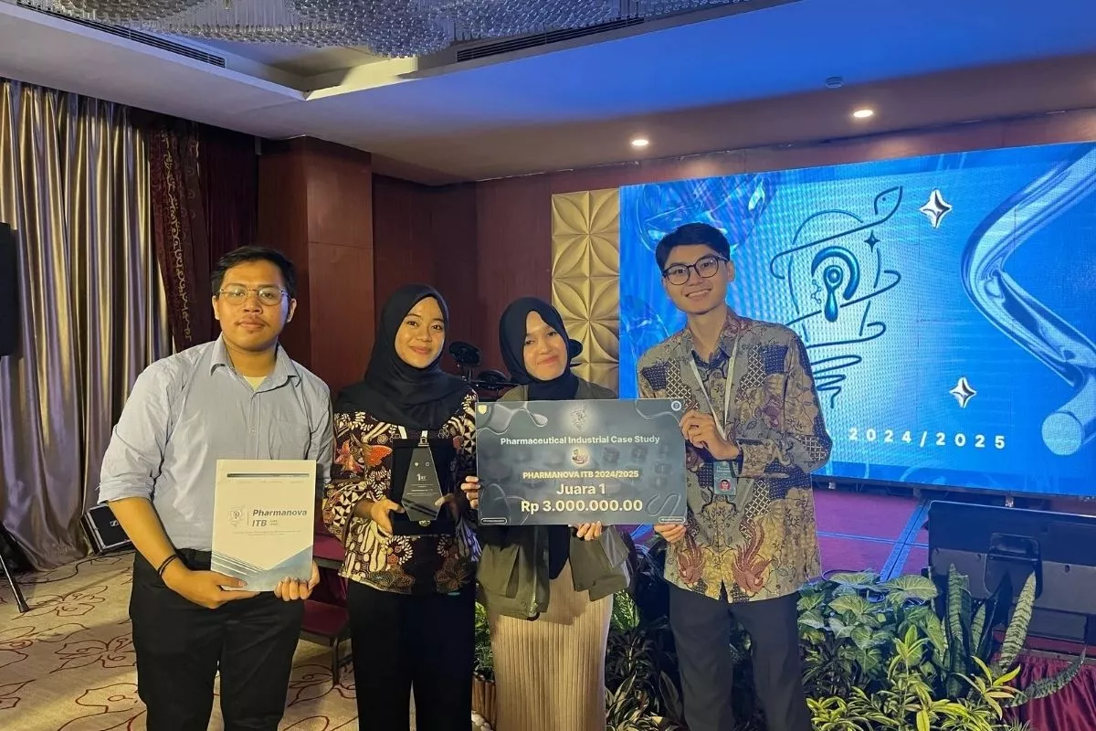 Mahasiswa UGM Juara 1 Perlombaan Makalah Energi di Forum Global