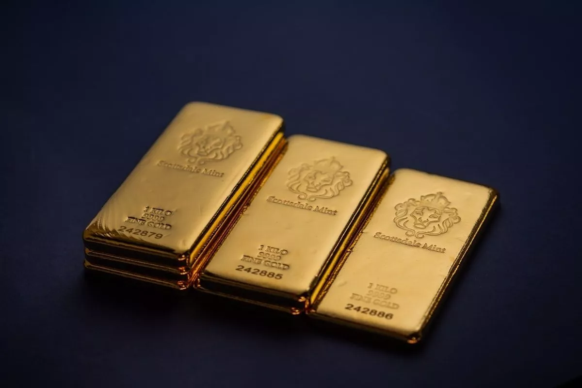 Emas Antam Kamis Naik Rp5.000, Buyback Jadi Rp2,39 Juta/Gram