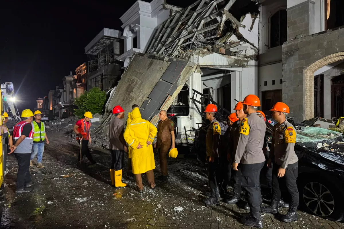 Brimob Polda Sumut Diterjunkan Tangani Ledakan di Grand Polonia Medan