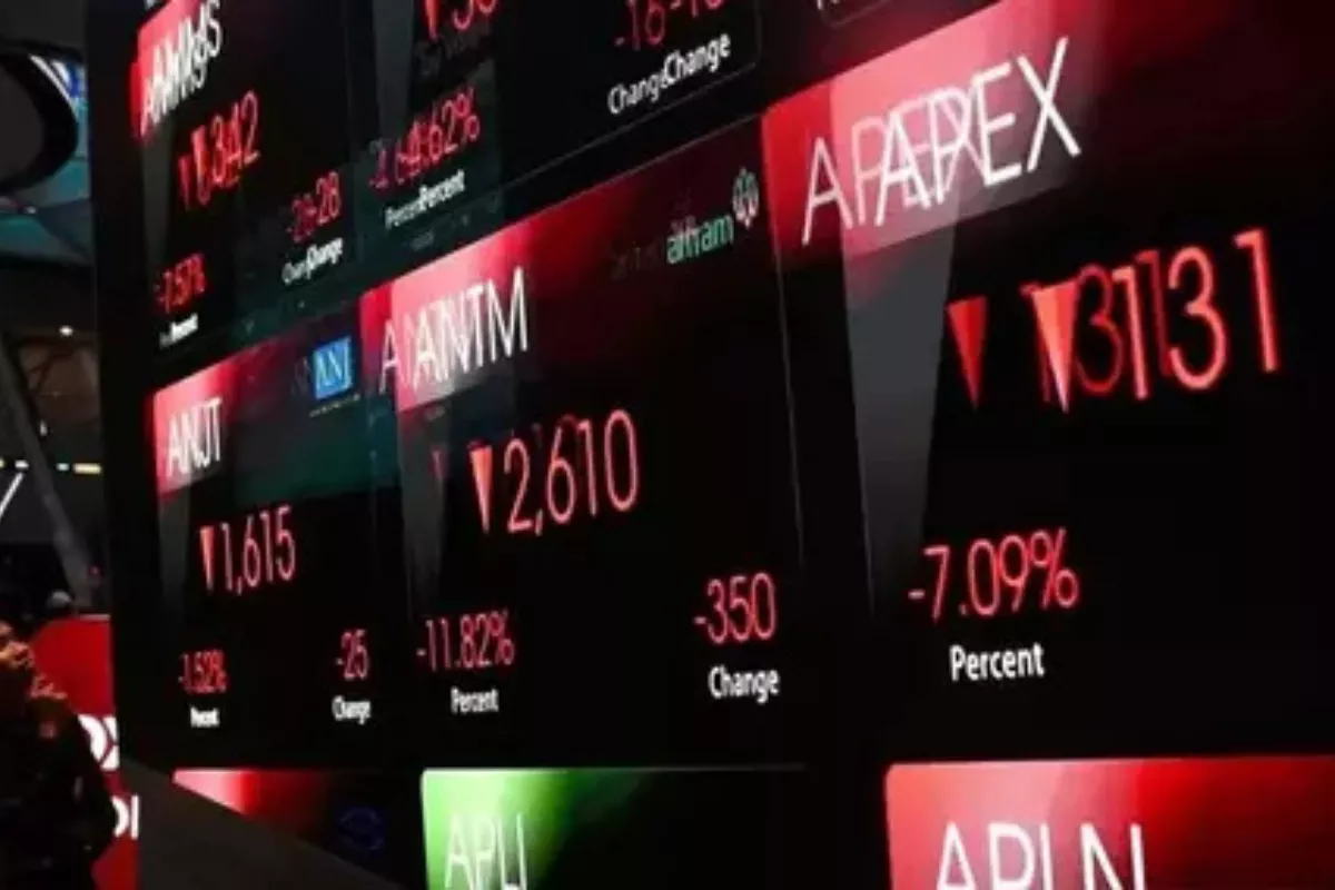 IHSG Ditutup Turun ke 6.130 Jelang FOMC, Saham DSSA-BREN Melemah