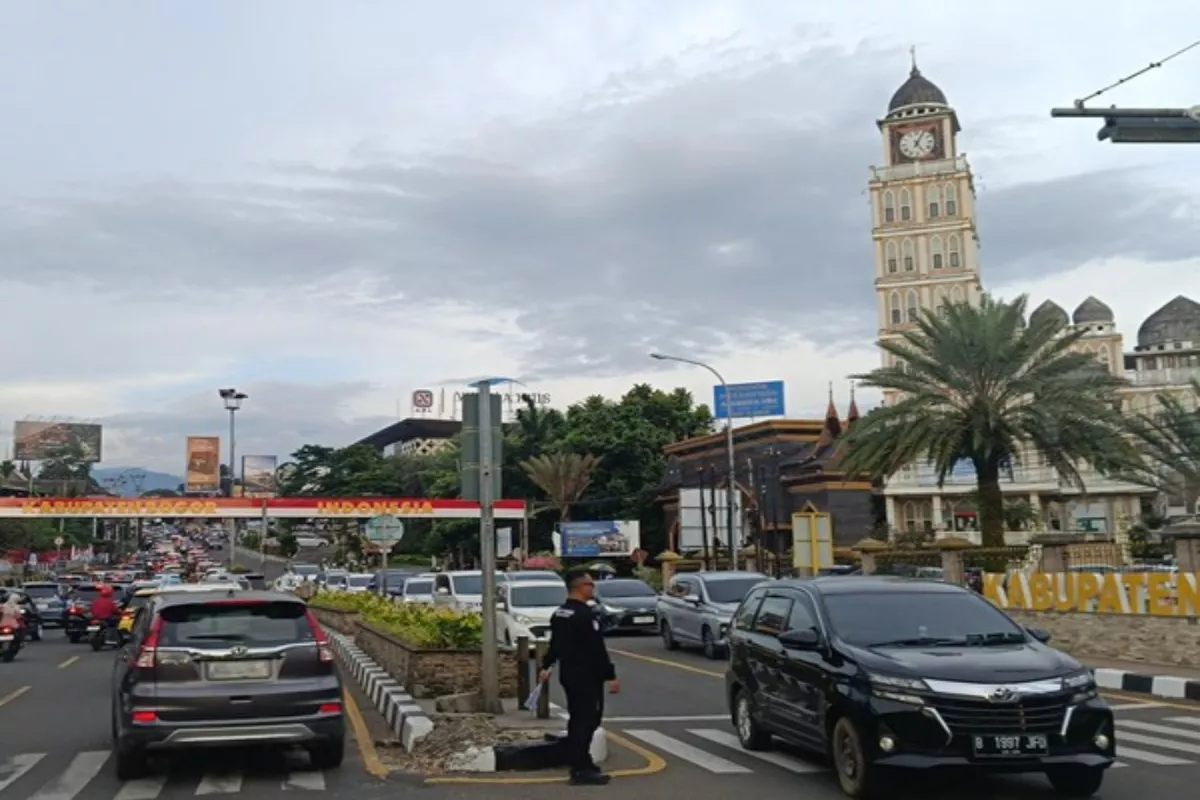 One Way ke Jakarta Berakhir, Simpang Gadog Mulai Padat Sore Ini