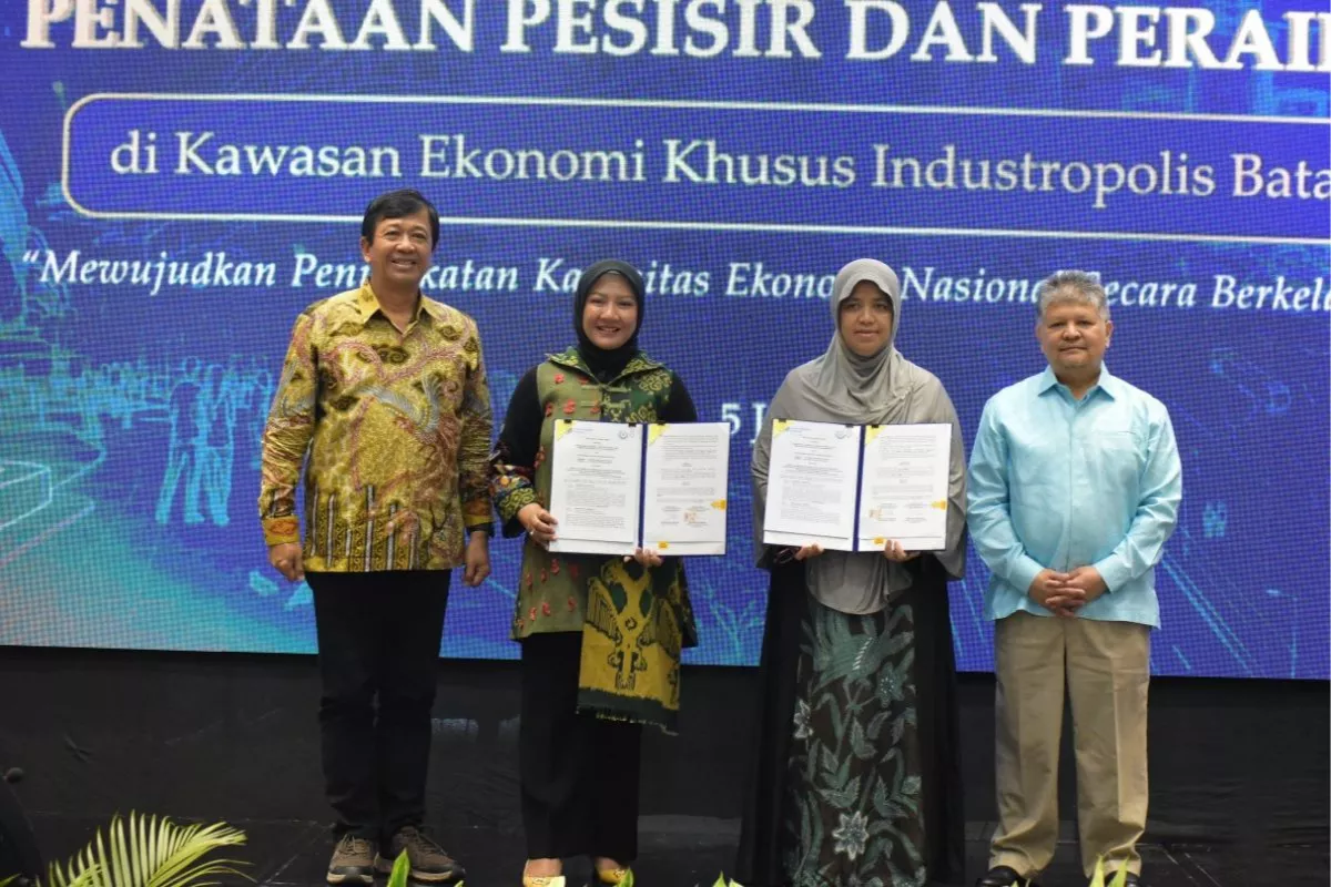 Strategi Holding BUMN Optimalkan Tata Kelola Karbon Biru
