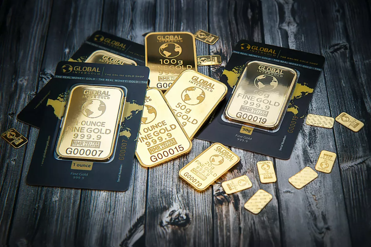 Banderol Emas Antam Terkoreksi Lagi Hari Ini Menjadi Rp 2.602.000 Gram
