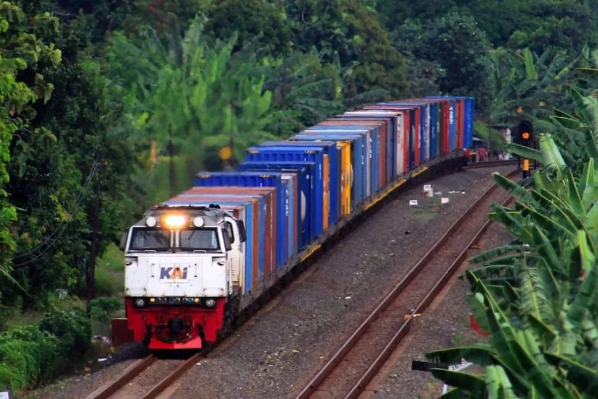 Proyek Kereta Logistik Kalimantan 2.772 Km Tunggu Investor Swasta