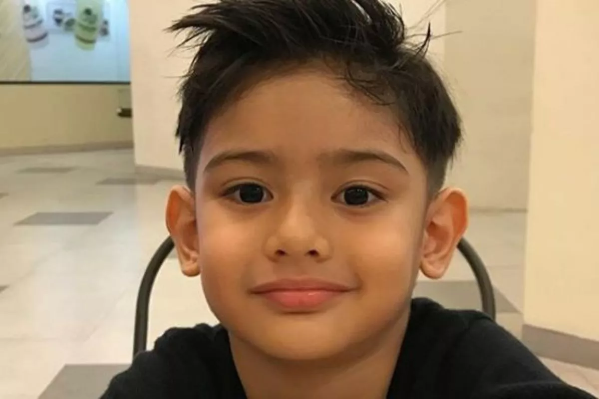 Penyebab Anak Laki Laki Ganteng Sering Dibilang Mirip Ibunya pada 2026