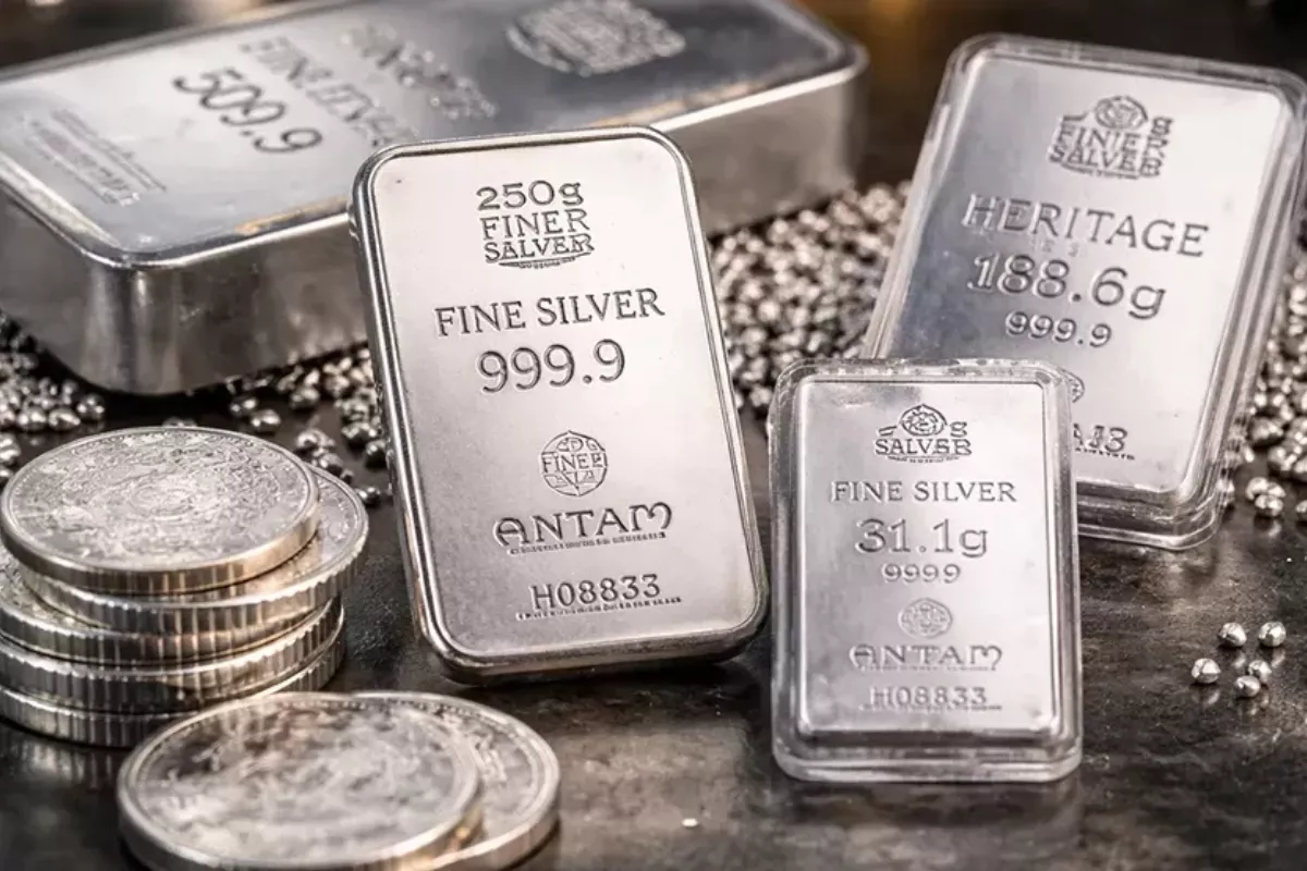 Perak Antam Menguat Lagi Hari Ini Sentuh Rp 42.150 per Gram