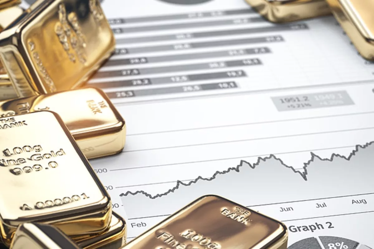Emas Dunia Melemah, Minyak Naik 5 Persen, FedWatch Prediksi Suku Bunga Naik