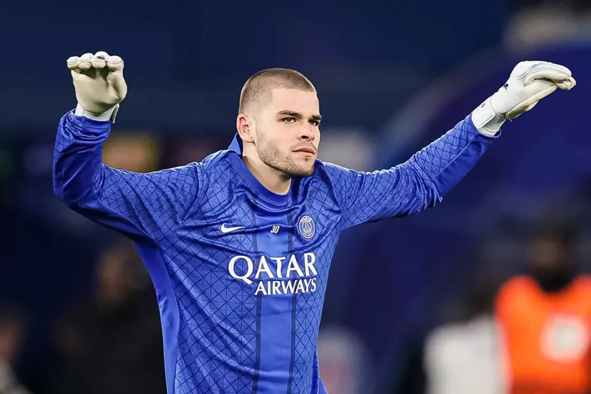 Juventus Bidik Lucas Chevalier Sebagai Alternatif Kiper Baru
