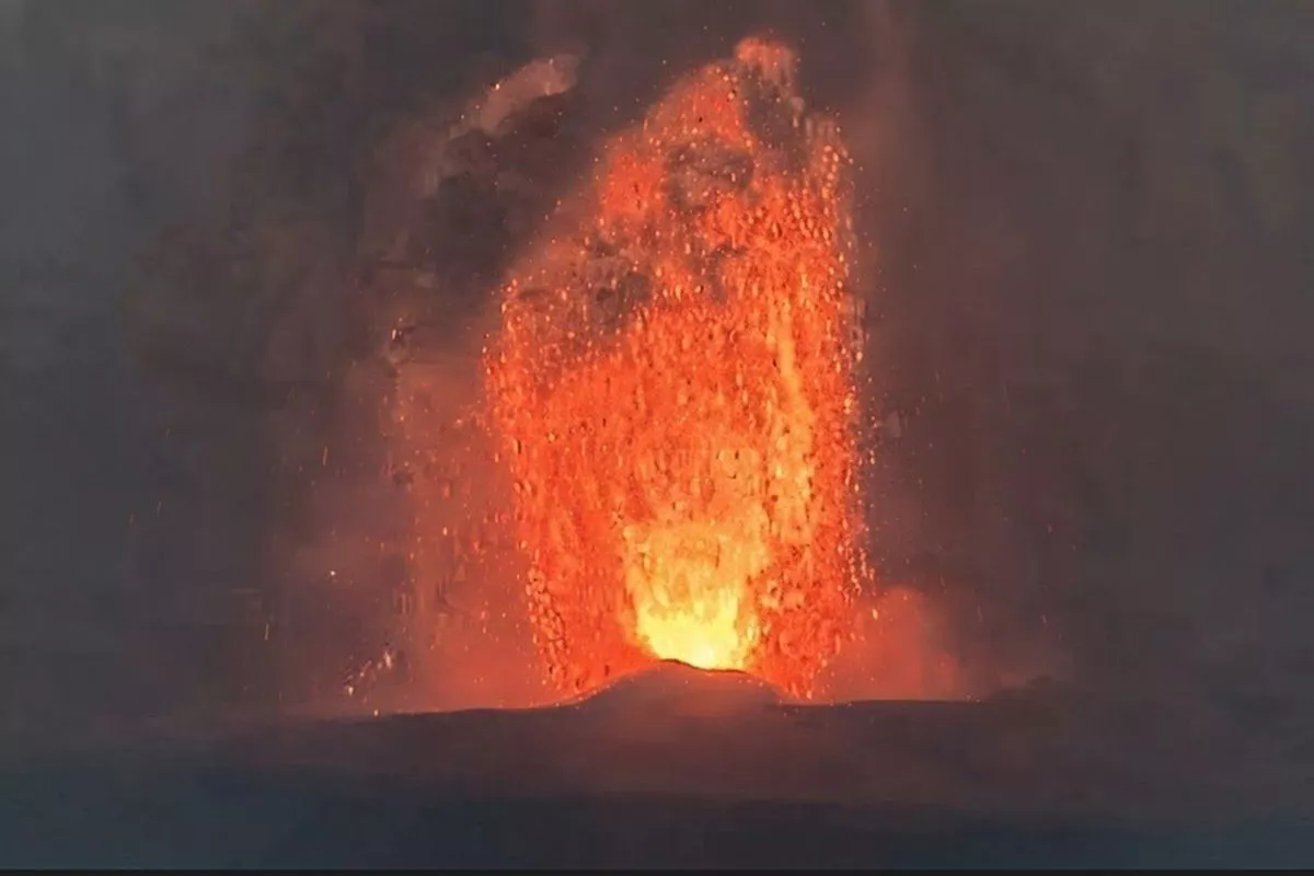 Abu Vulkanik Anak Krakatau Capai Pariaman hingga Pekalongan