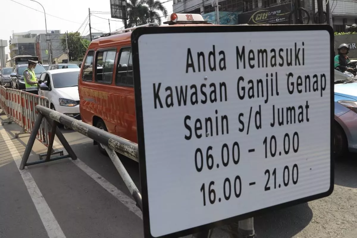Mulai Hari Ini Daftar 28 Akses Gerbang Tol yang Kena Ganjil Genap