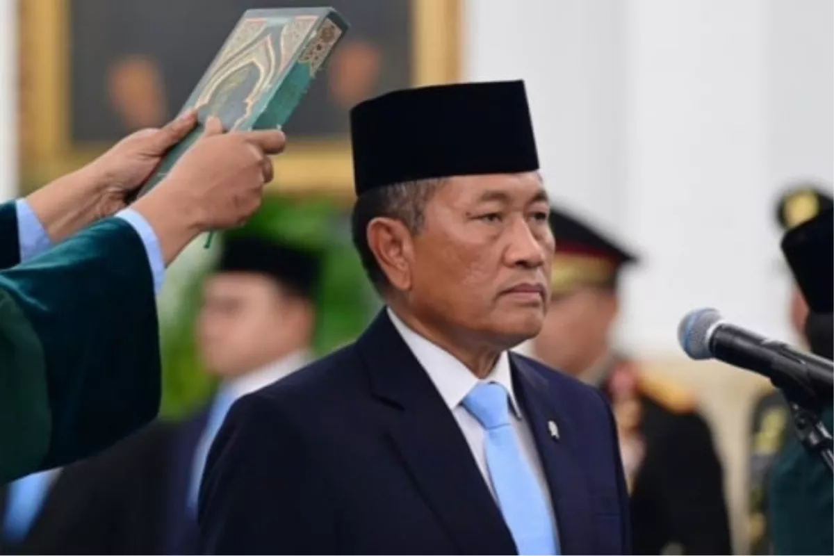 Kritik Pembentukan Universitas Republik Indonesia: Ironi Baru