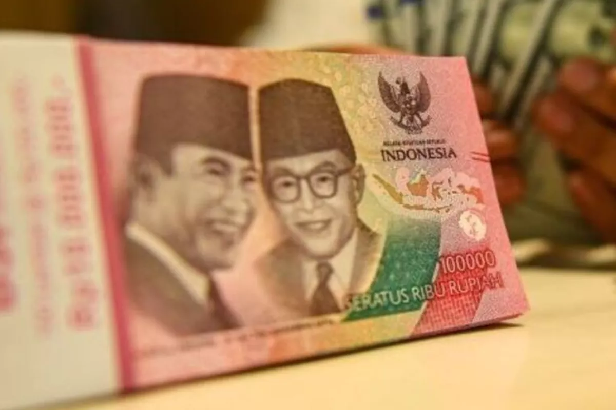 Rupiah Melemah ke Rp17.865 per Dolar AS pada Penutupan Pekan Ini