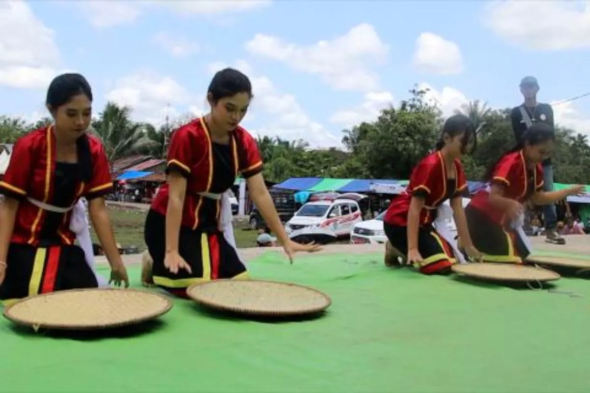 Festival Mattompang Perkaya Khazanah Budaya Bugis di Pontianak
