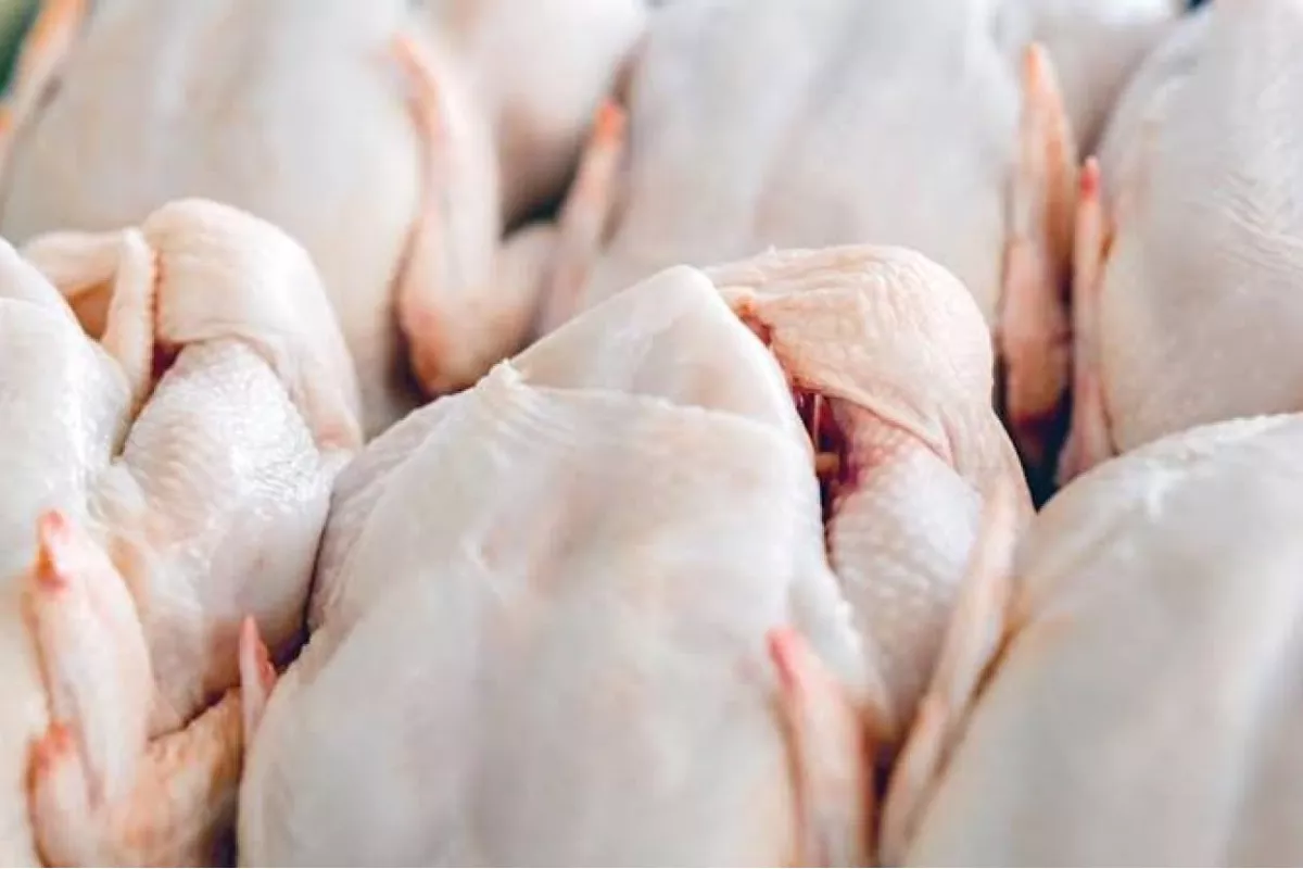 Harga Sembako Jatim Hari Ini: Daging Ayam Ras Naik Rp 12 Ribu
