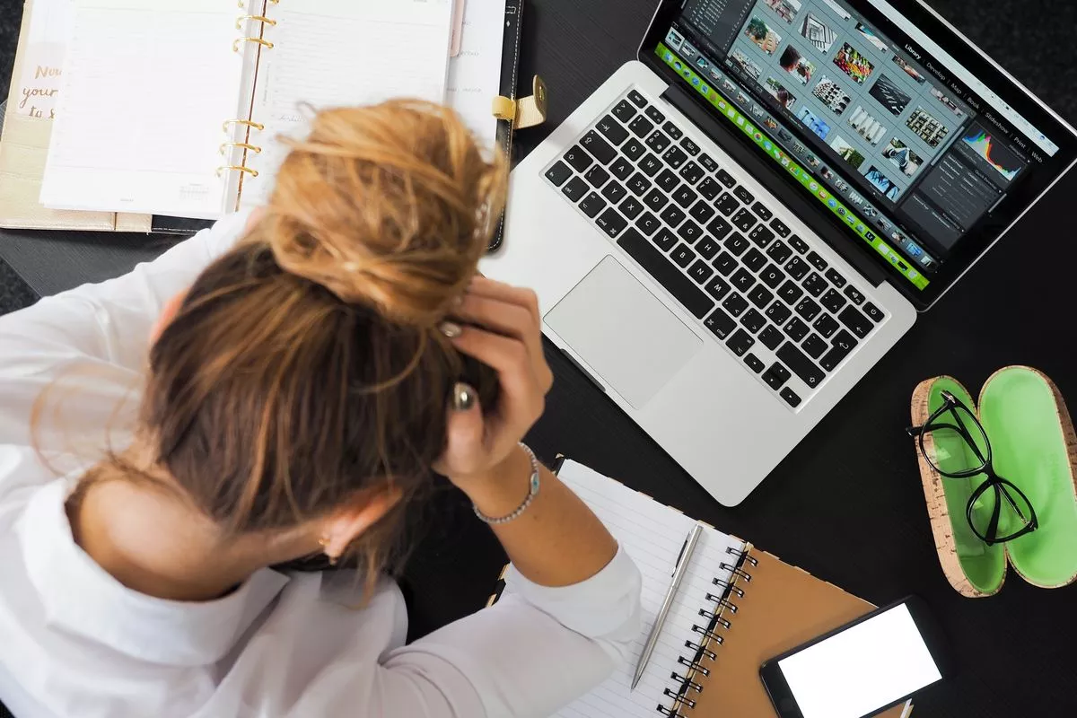 Tips Mengatasi Burnout di Tempat Kerja: Panduan Lengkap Pemulihan Mental