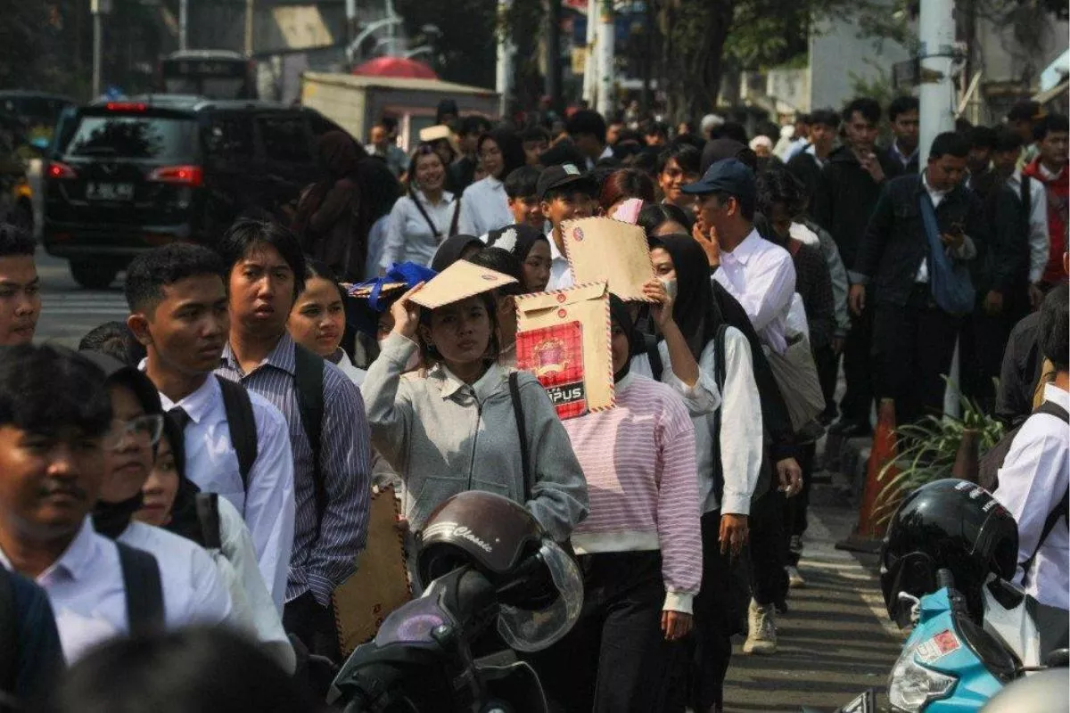 TPT Kepri Februari 2026 Turun, Lulusan SMA/SMK Dominasi Pengangguran