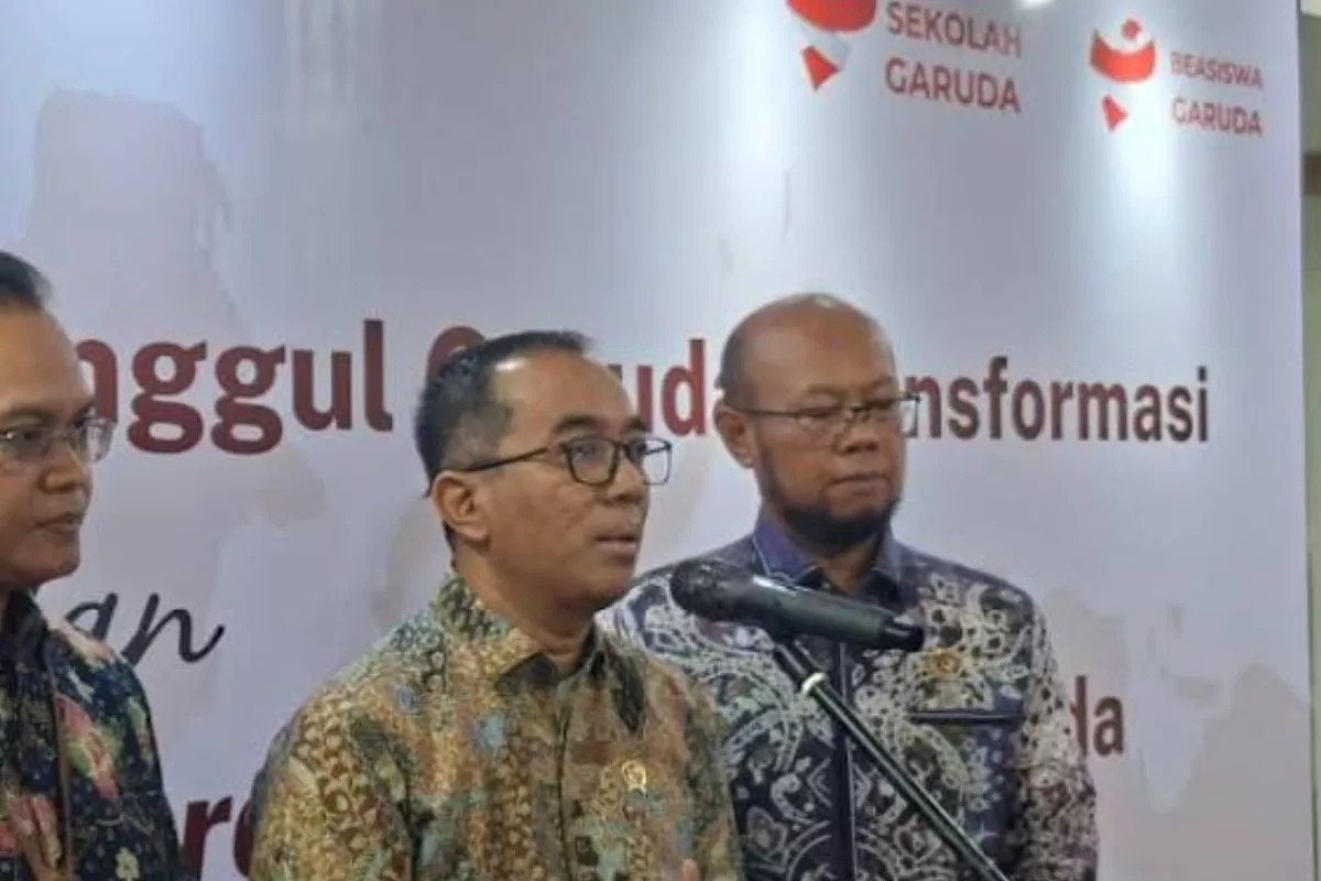 Respons Usulan Gaji Dosen, Kemdiktisaintek Lakukan Evaluasi Mendalam