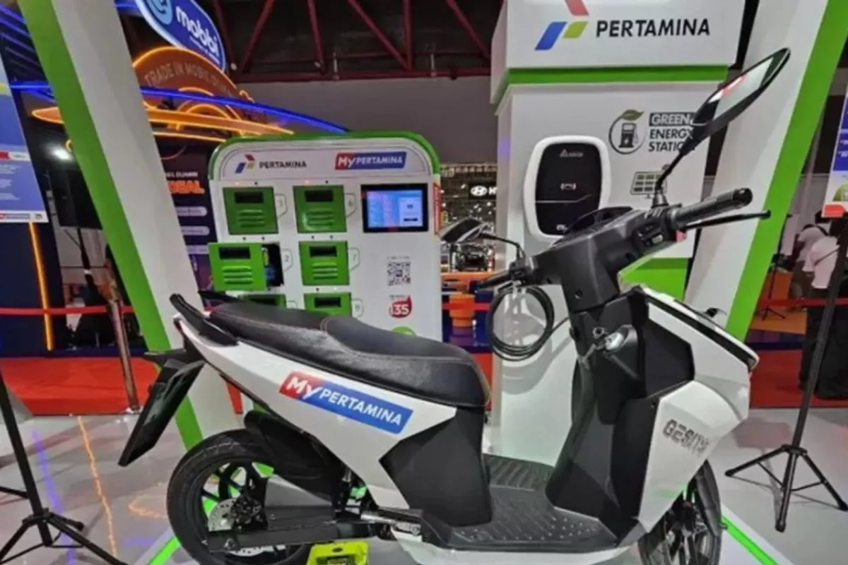 Solusi Praktis, Tukar Baterai Motor Listrik Hanya dalam 3 Menit