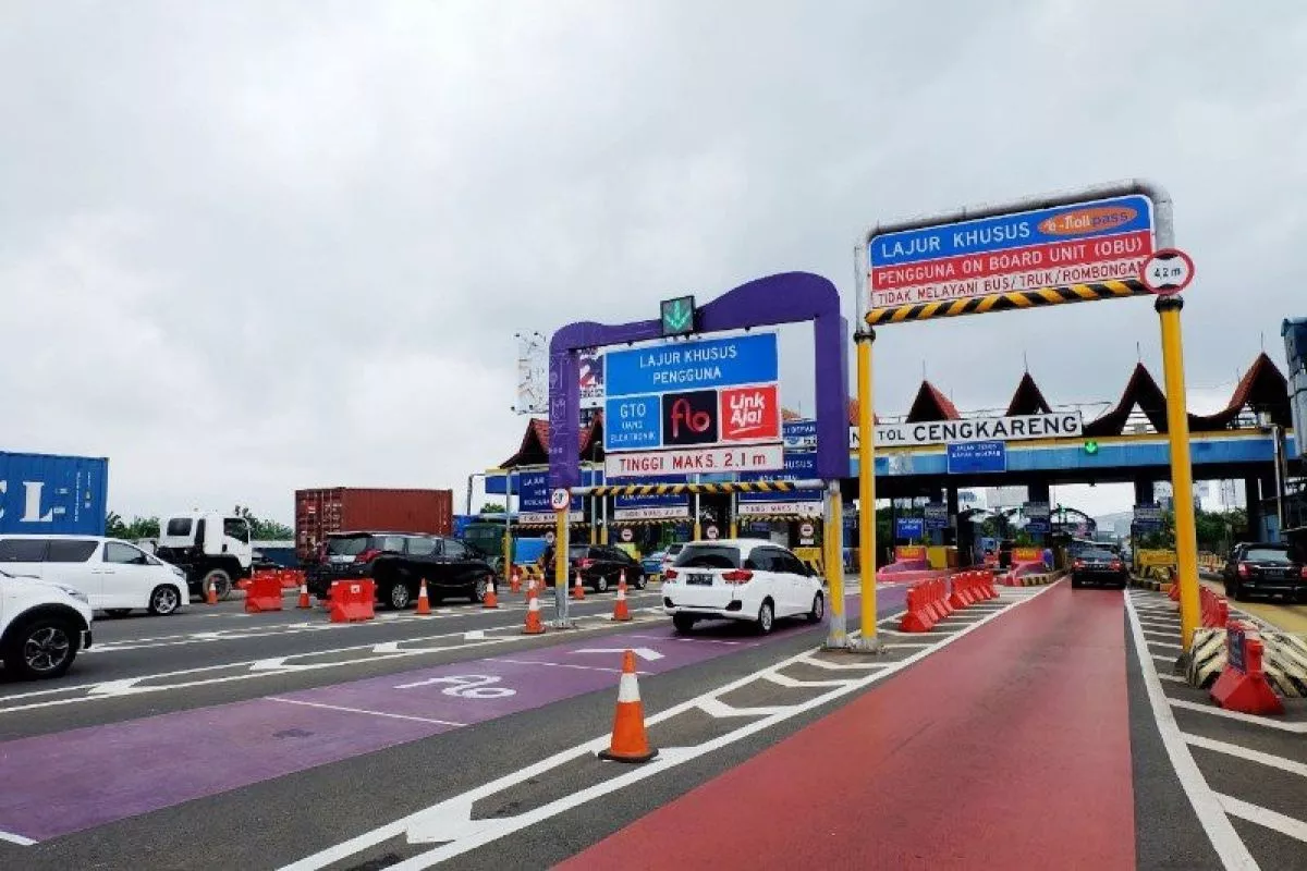 Jasa Marga Pasang Gantry RFID di Tol JORR Pantau Truk ODOL