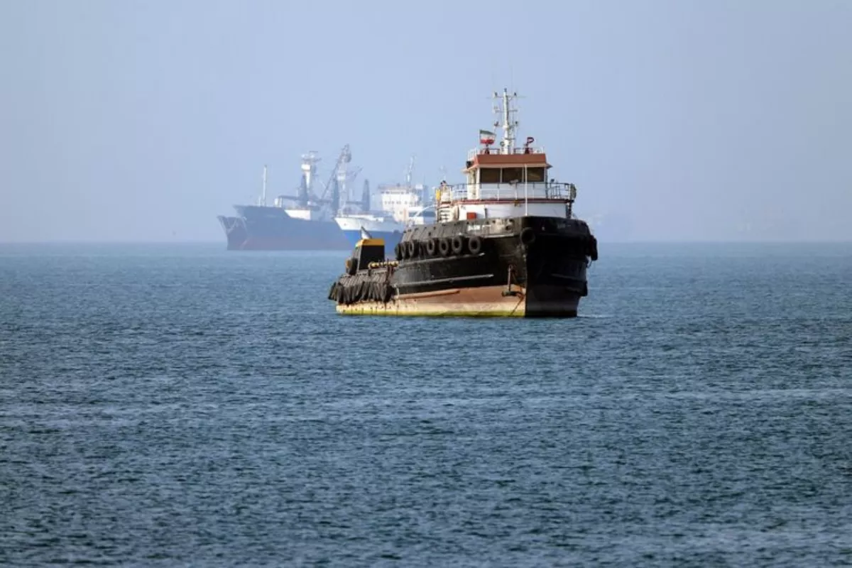 Iran Sita Kapal Keamanan Swasta China di Dekat Selat Hormuz