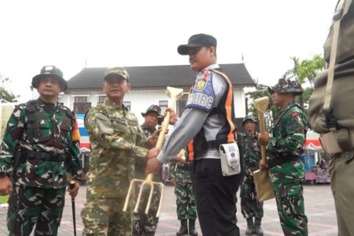 TMMD Banjarmasin Bangun Jembatan Percepat Akses Daerah Pinggiran
