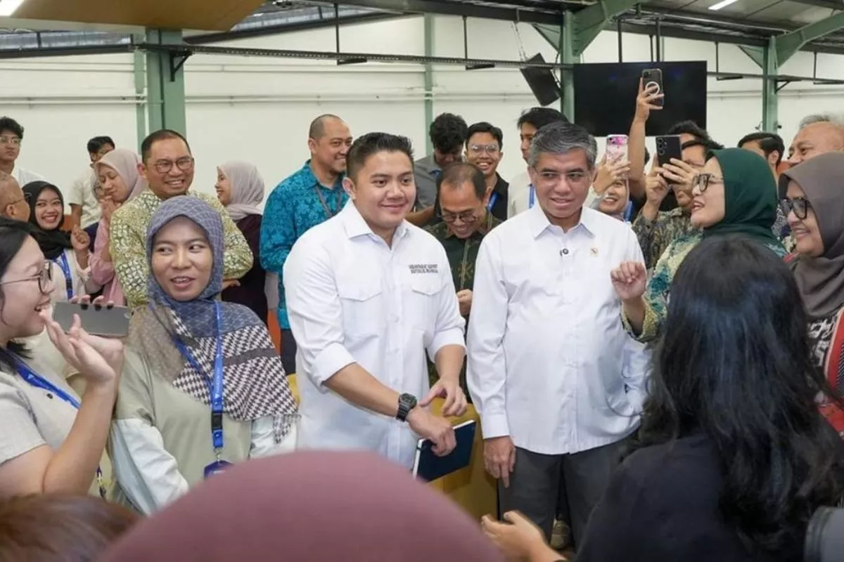 Menhub dan Seskab Resmikan Program Magang Nasional Angkatan II