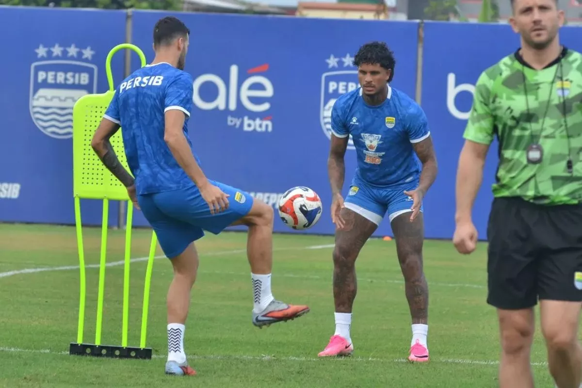 Empat Pemain Asing Persib Perpanjang Kontrak, Ini Kata Pelatih