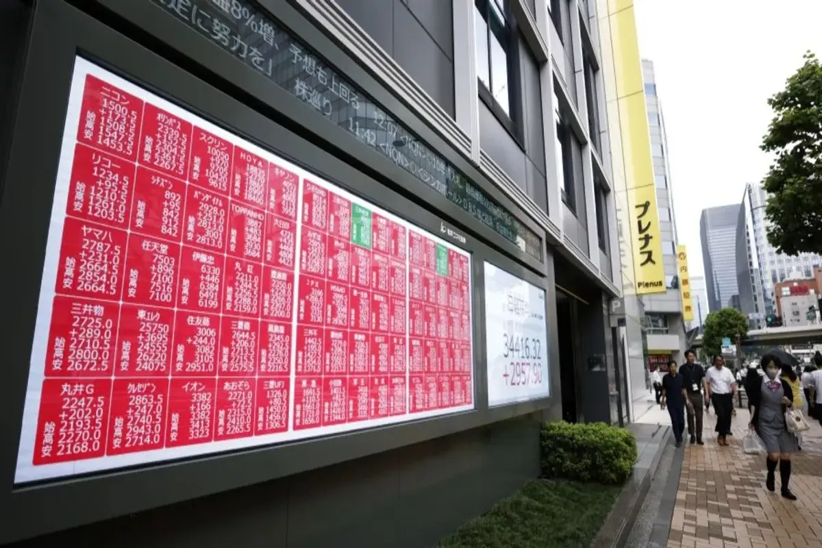Nikkei Jepang Melonjak Lebih dari Dua Persen Pasca Inflasi Melambat