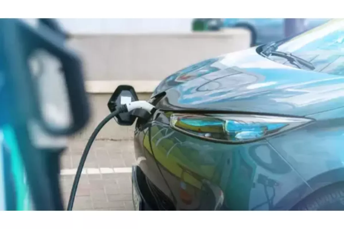 Efek Harga BBM Melambung Terhadap Lonjakan Minat Mobil Listrik