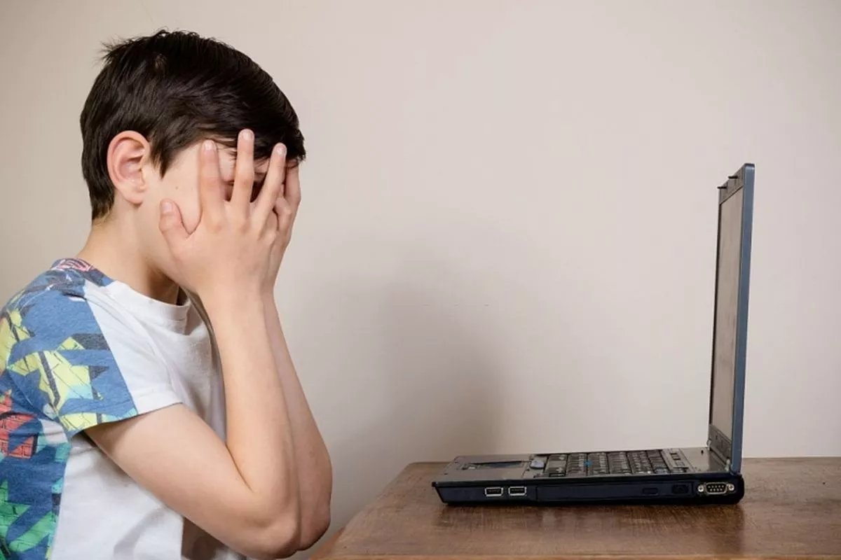 Darurat Tsunami Digital: KPAI Sebut 5 Juta Anak Indonesia Akses Pornografi