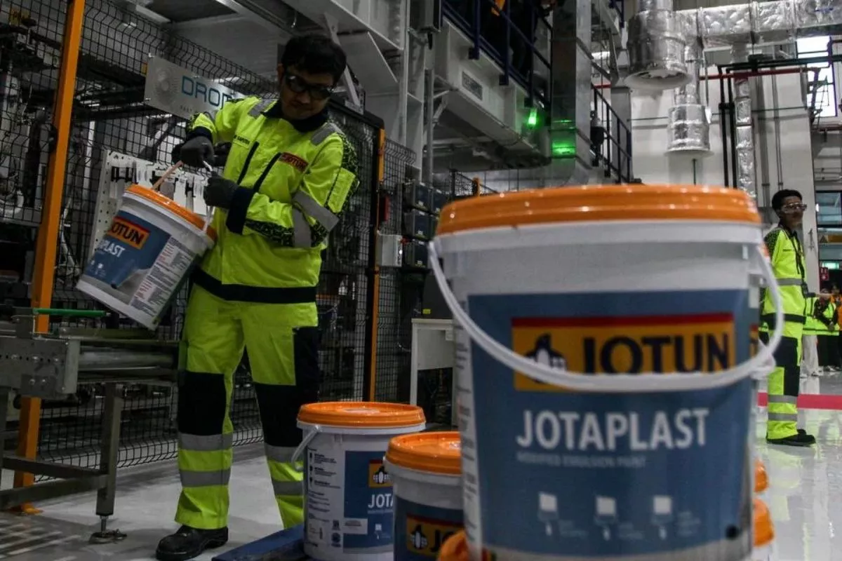 PMI Manufaktur Naik, Ekonom: Belum Cerminkan Pemulihan Kuat
