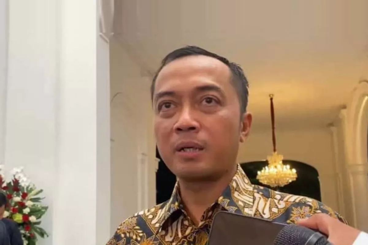Istana Resmi Bantah Isu Haji Isam Jadi Koordinator Karhutla Kalimantan