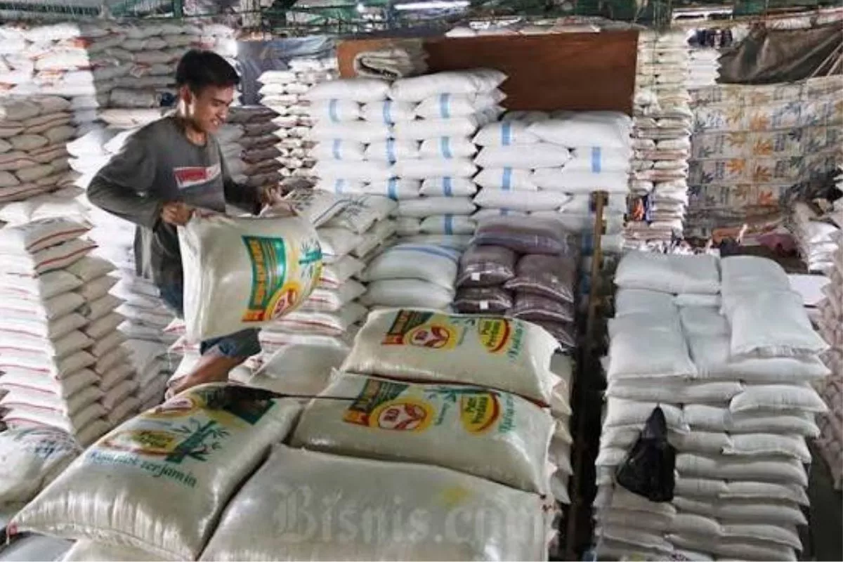 Lampaui HET, Harga Beras Premium di Pasar Madiun Kini Rp15.300 per Kg