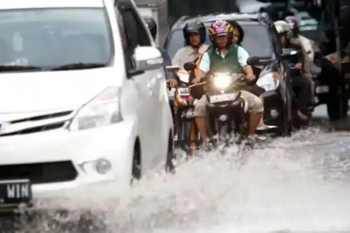Cuaca Malang Raya Hari Ini: Potensi Hujan dan Udara Kabur