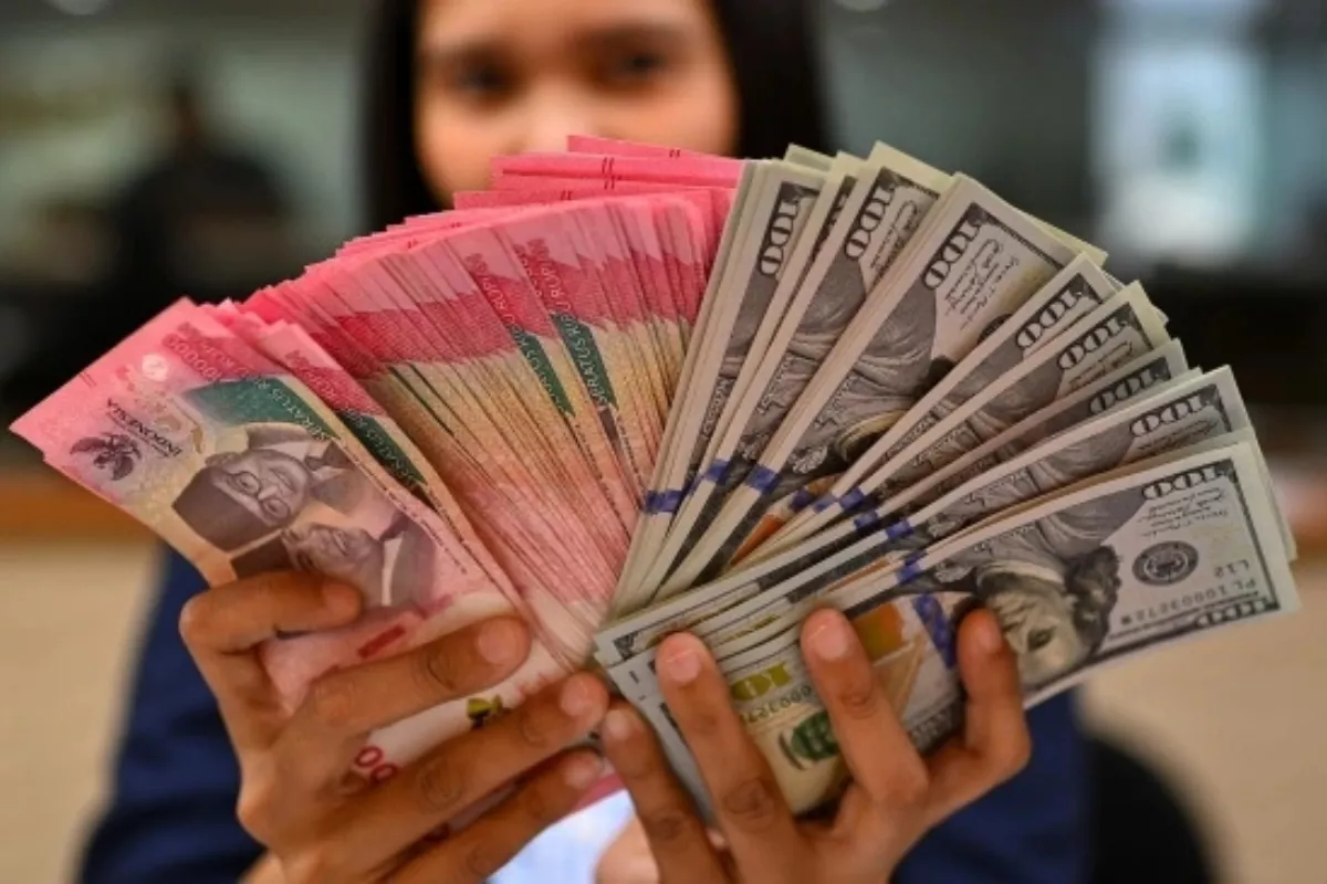 Ketegangan Amerika Serikat dan Iran Bayangi Pergerakan Rupiah Hari Ini