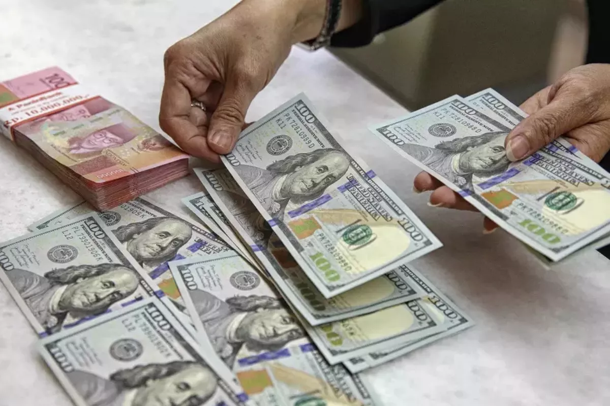 Kinerja Mata Uang Rupiah Anjlok hingga 7,23 persen di Semester I 2026