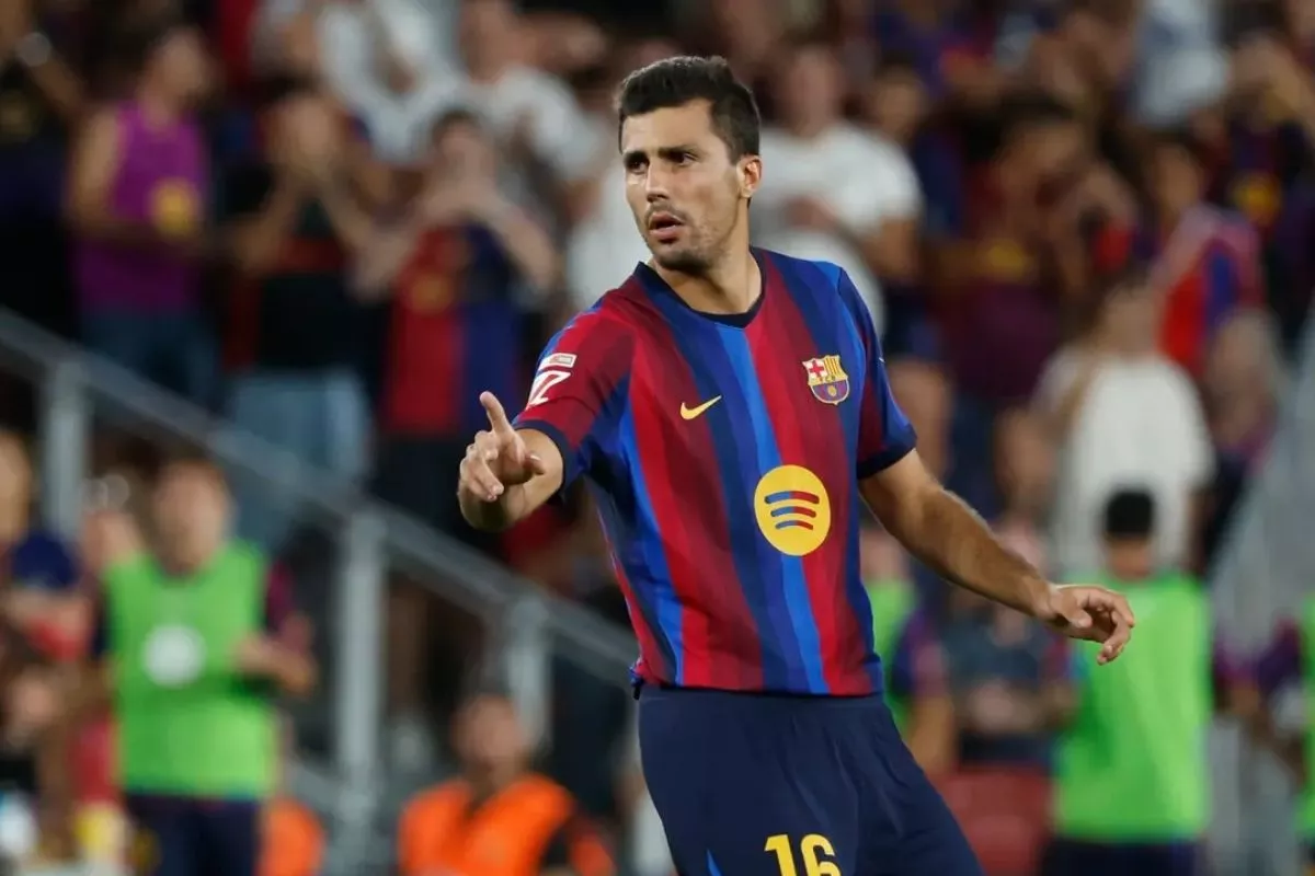 Rodri Jalani Debut Gemilang di Barcelona Beserta Pujian untuk Yamal