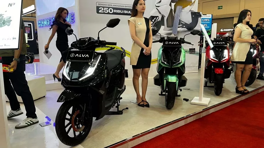 Diskominfosandi HSU Resmi Operasionalkan Kendaraan Motor Listrik untuk Layanan Publik