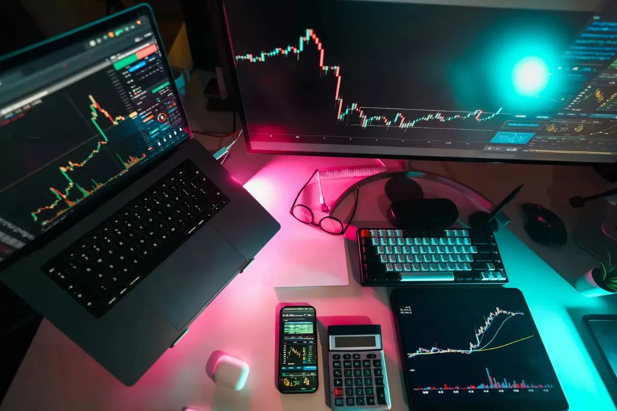 Analisis Saham Pilihan untuk Trading Hari Ini beserta Target Harganya