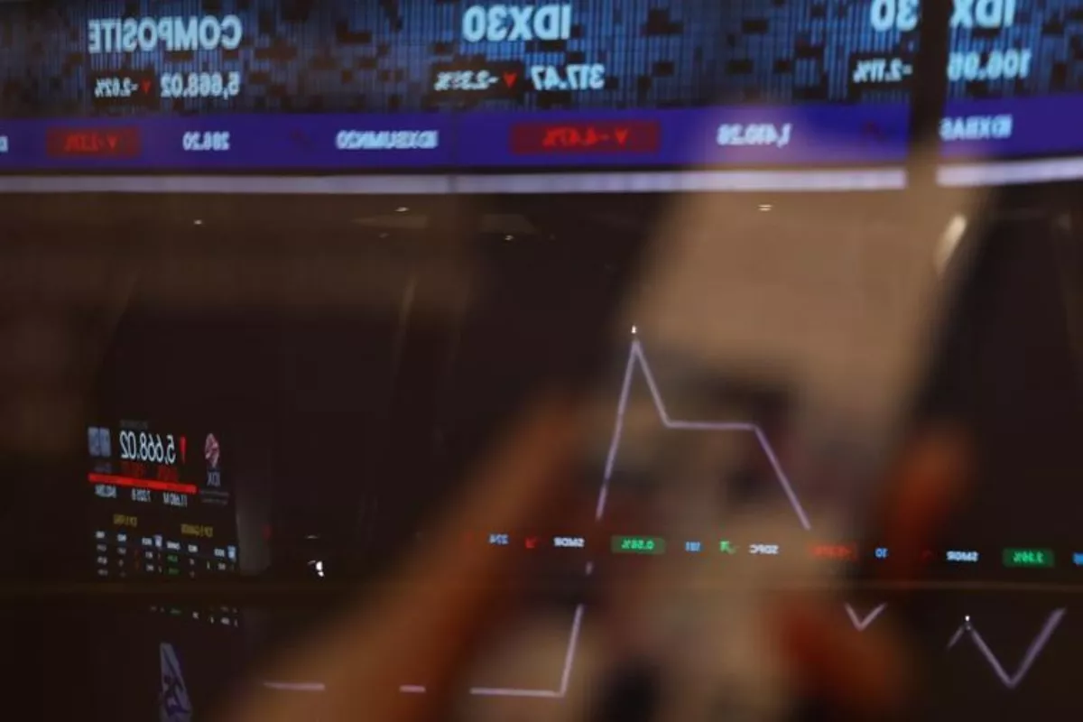 Timur Tengah Memanas, IHSG Mampu Bangkit ke Level 5.885