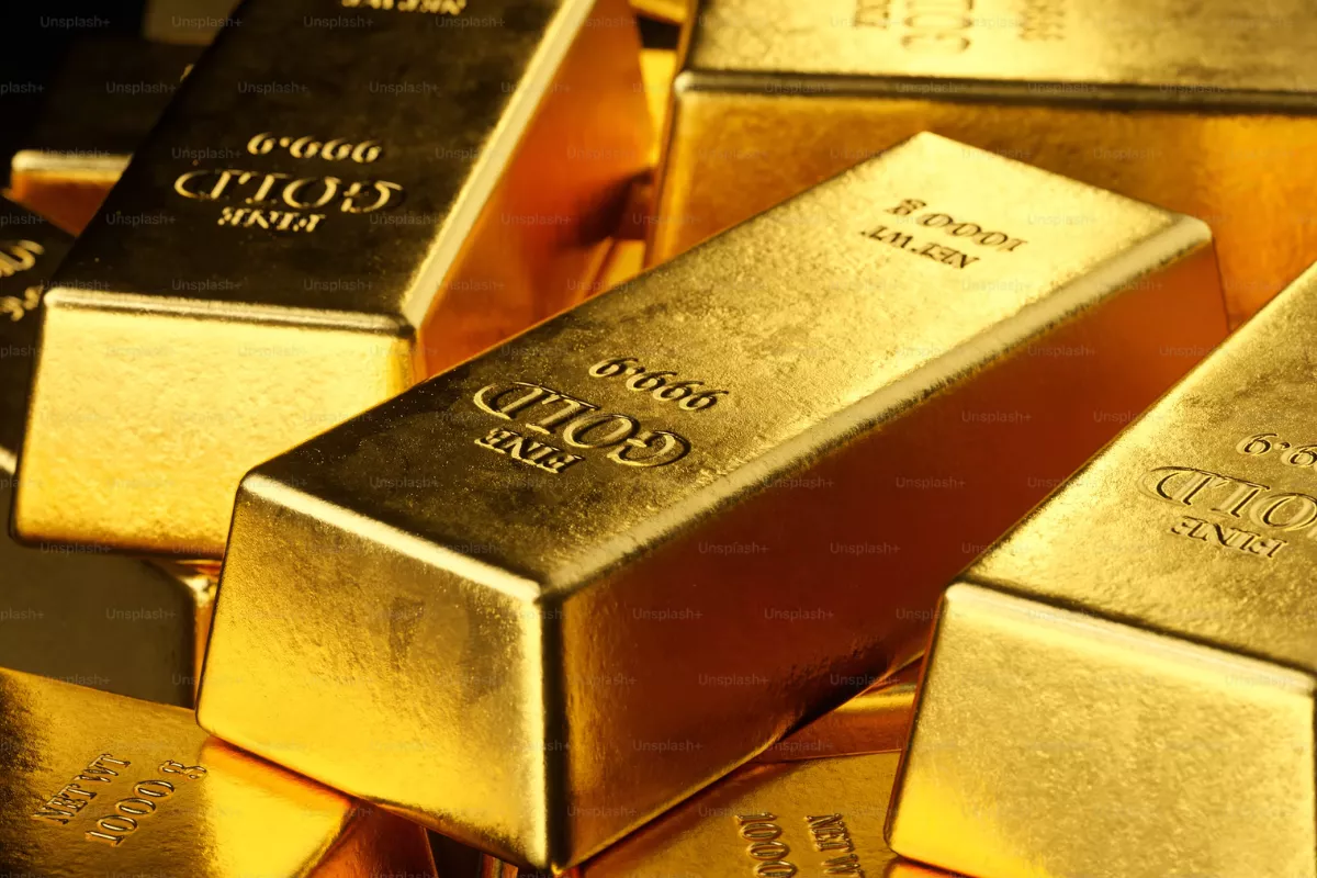 Tren Bullish Emas Diprediksi Berlanjut Berkat Dukungan Sentimen Global