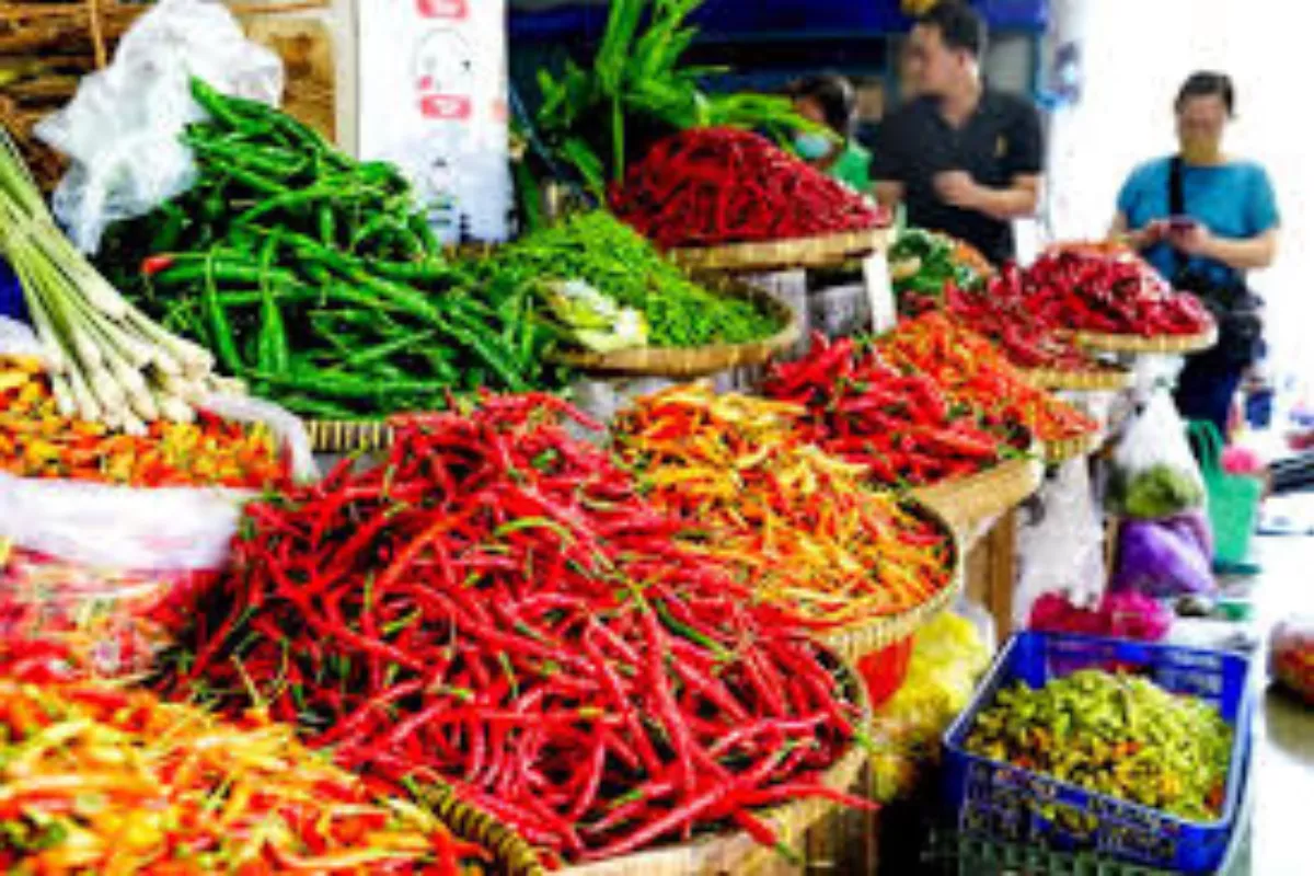 PIHPS: Cabai Rawit Rp75.750/Kg dan Telur Ayam Rp30.350/Kg
