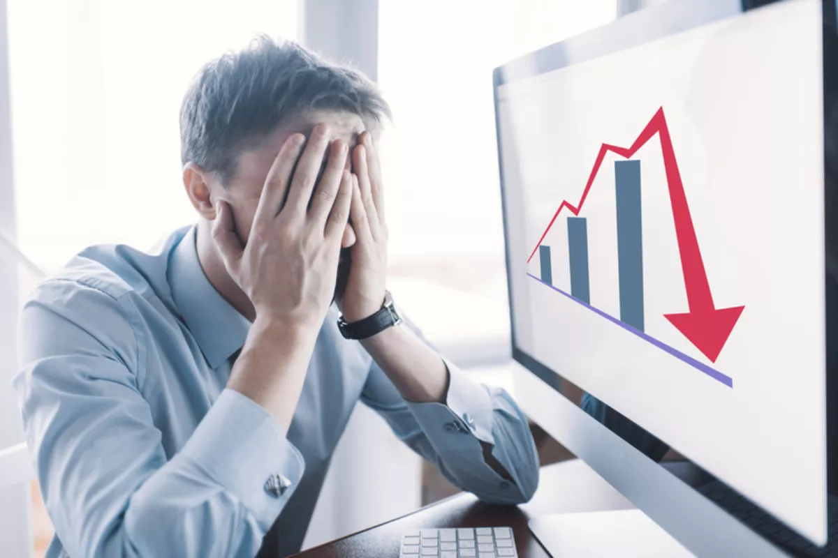 Saham Jumbo Konglomerasi dan Bank Besar Seret IHSG Jatuh 4 Persen
