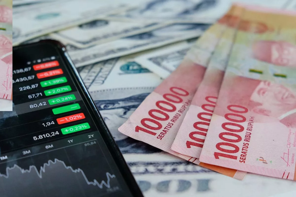 Mata Uang Rupiah Spot Terangkat 0,06 Persen Terhadap Dolar AS Jumat Siang
