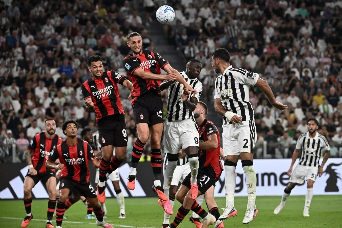 Juventus Tahan Imbang AC Milan 1-1 Lewat Gol Menit Akhir