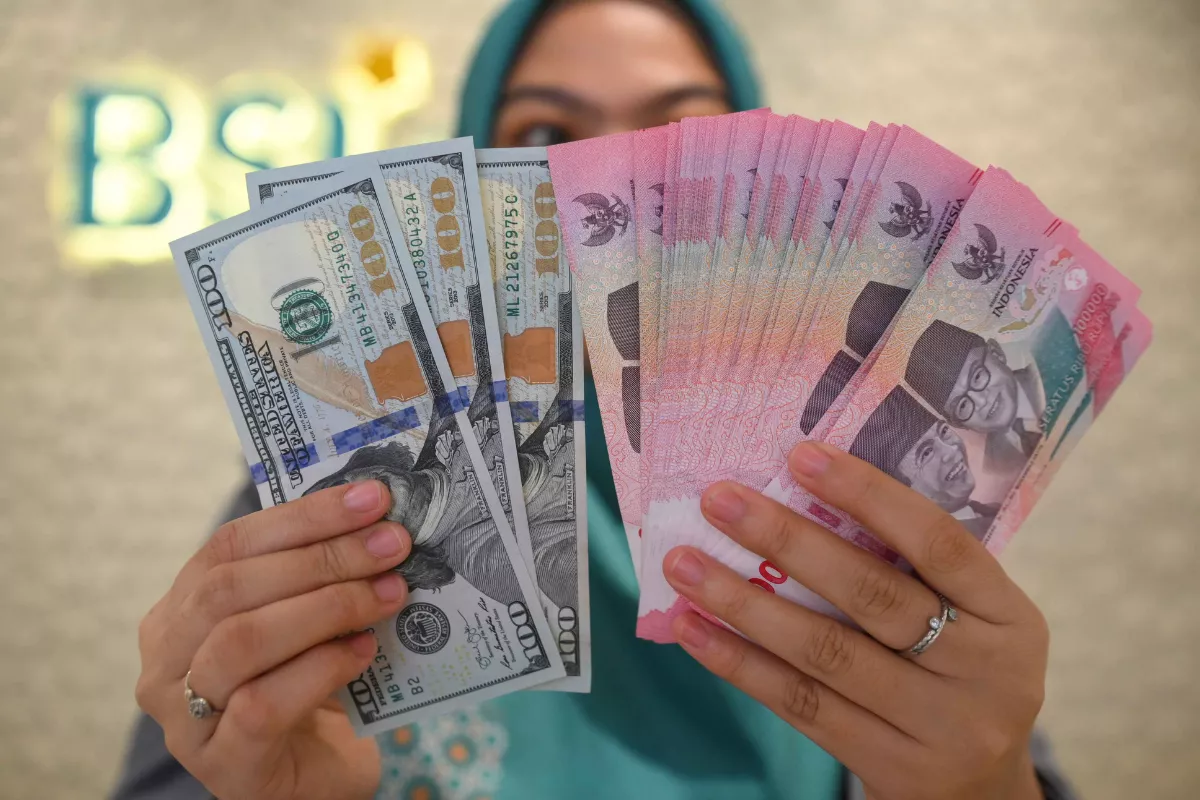 Rupiah Terkoreksi Menjadi Rp 17.859 per Dolar AS pada 23 Juni 2026