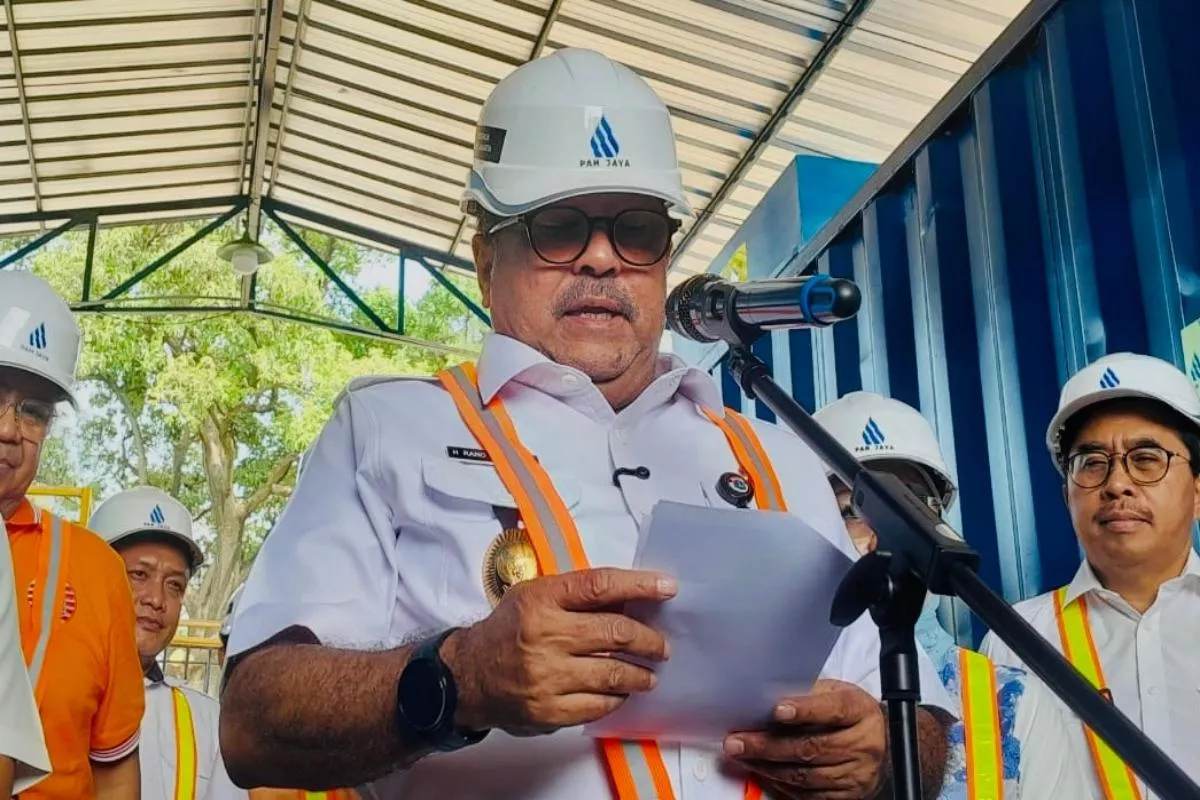Rano Karno Tegaskan Perlintasan Kereta di Jakarta Harus Dievaluasi