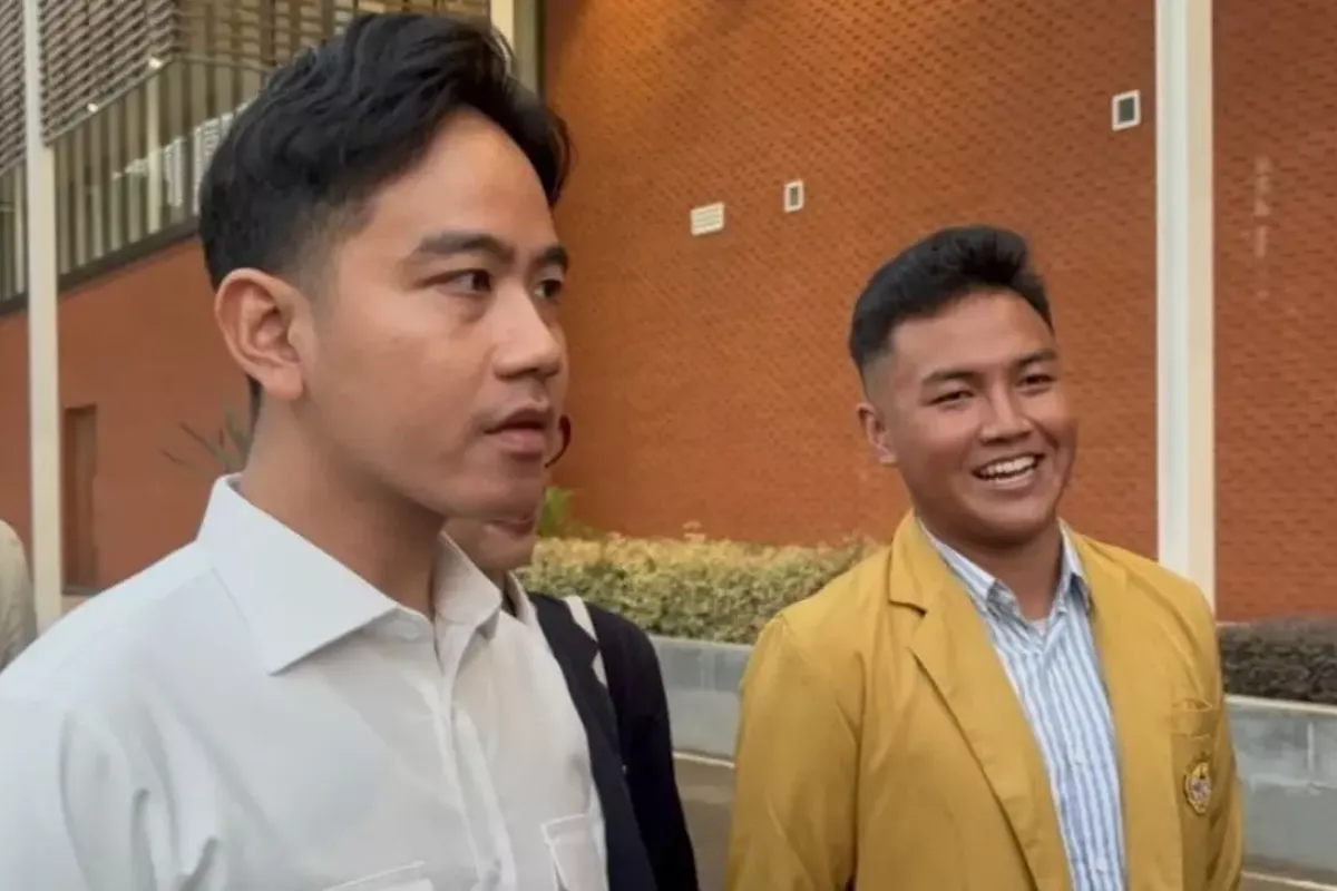 Gibran Lawatan Kerja ke NTT hingga Papua, Ajak 5 Mahasiswa