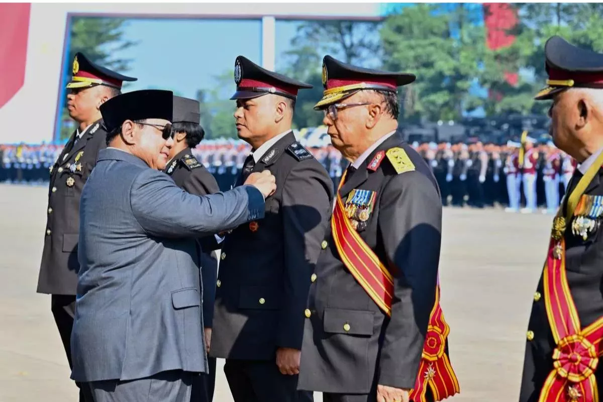 HUT Ke-80 Bhayangkara, Prabowo Beri Pangkat Komjen Kehormatan