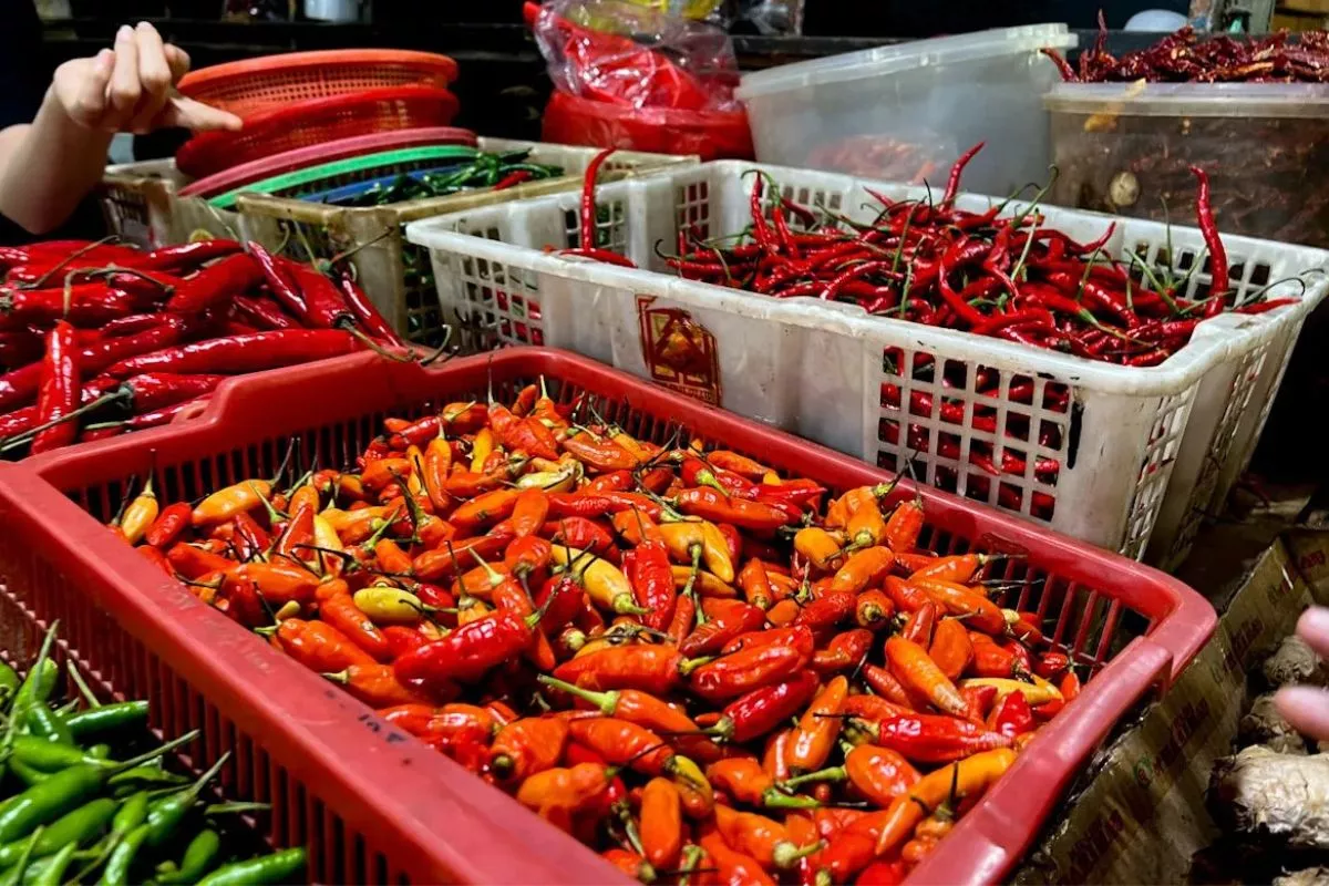 Update Harga Pangan Jumat Pagi: Cabai Rawit Merah Naik
